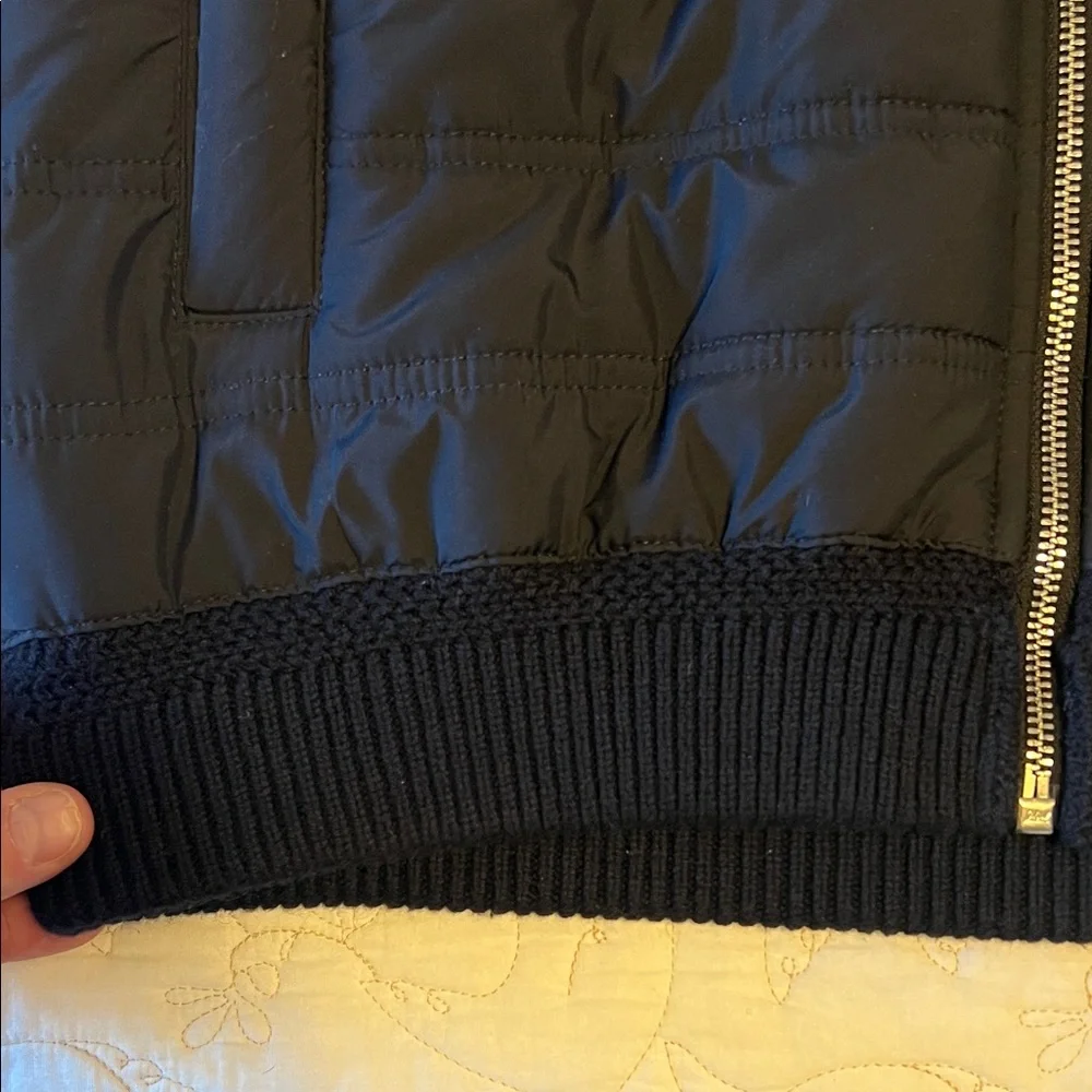 Hybrid Quilt and Knit Zip-Through Jacket in Navy - Picture 6 of 9